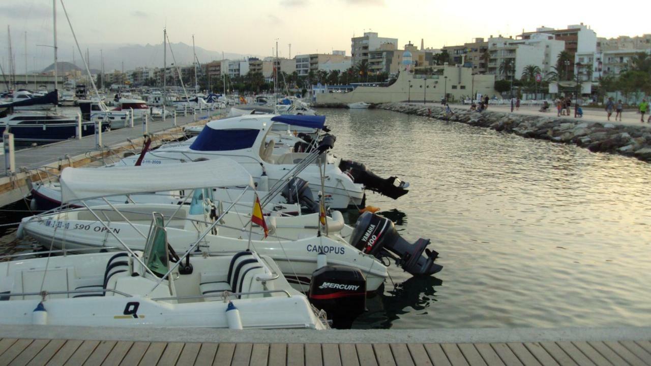 1 Calle Del Mar Apartamento การ์รูคา ภายนอก รูปภาพ